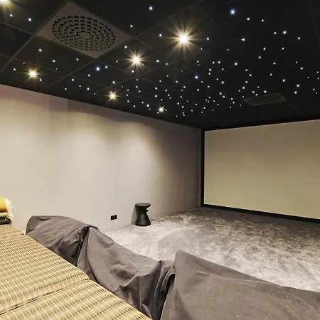 Bastille With Services By Pick A Flat